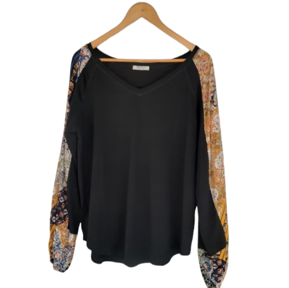 Beyove Women's Size Medium Boho Top Black with Lantern Style Patchwork Sleeves - Picture 4 of 8